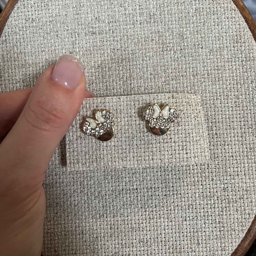 BaubleBar - Minnie Mouse head earrings